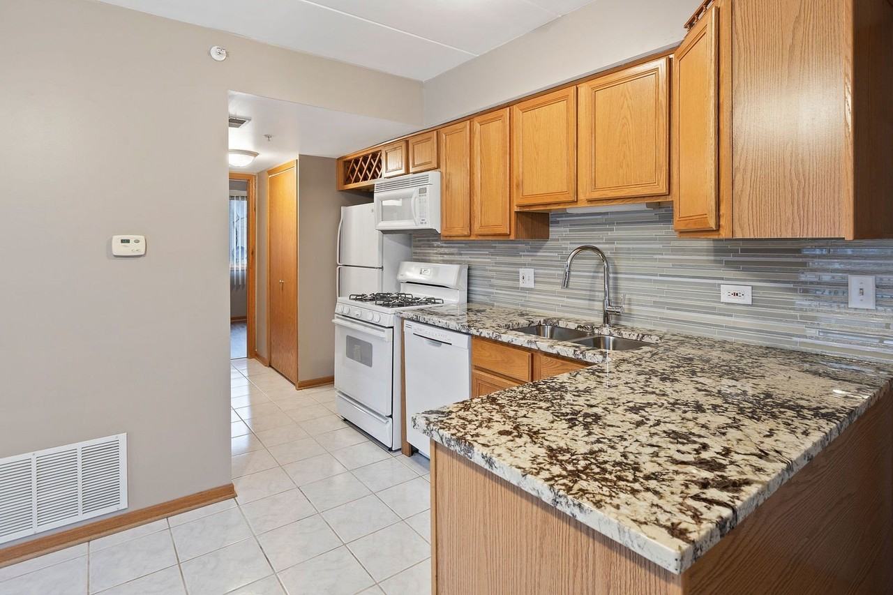 5359 Edison Ave #2N - Photo 3 of 14