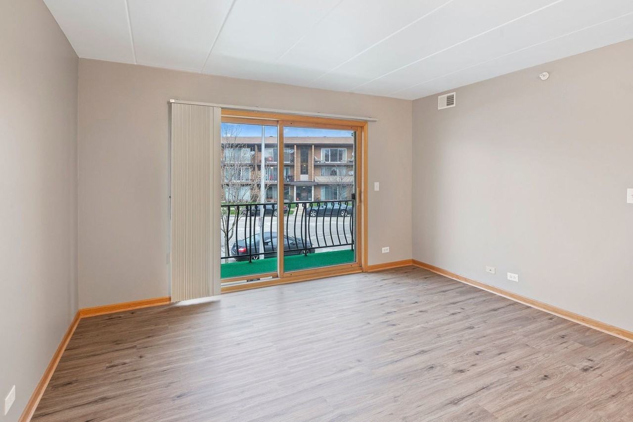 5359 Edison Ave #2N - Photo 5 of 14