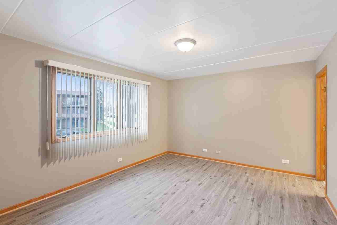 5359 Edison Ave #2N - Photo 6 of 14