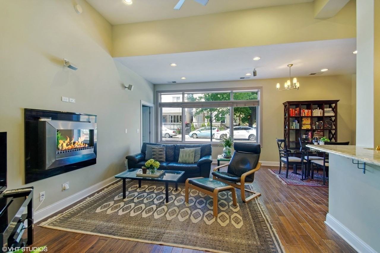 3025 N California Ave #1SW - Photo 2 of 7