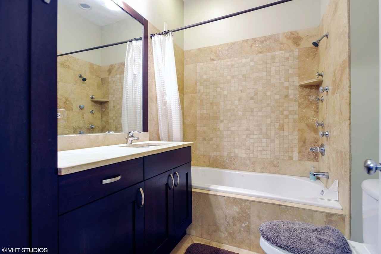 3025 N California Ave #1SW - Photo 7 of 7