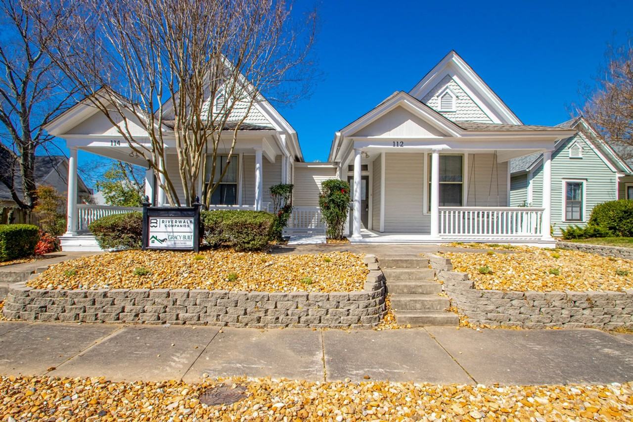 112 S Pulaski St - Photo 2 of 30