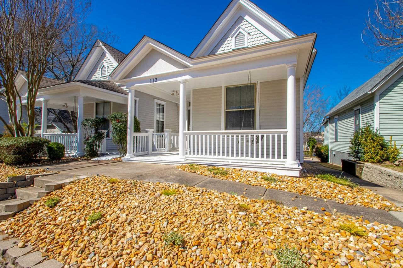 112 S Pulaski St - Photo 3 of 30