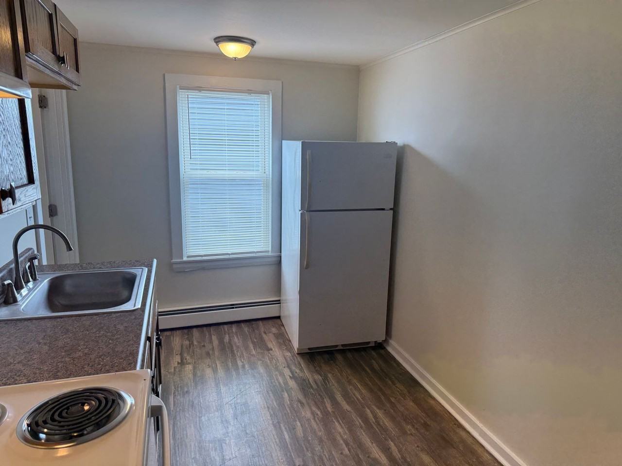 20 Washington Ave - Photo 2 of 9