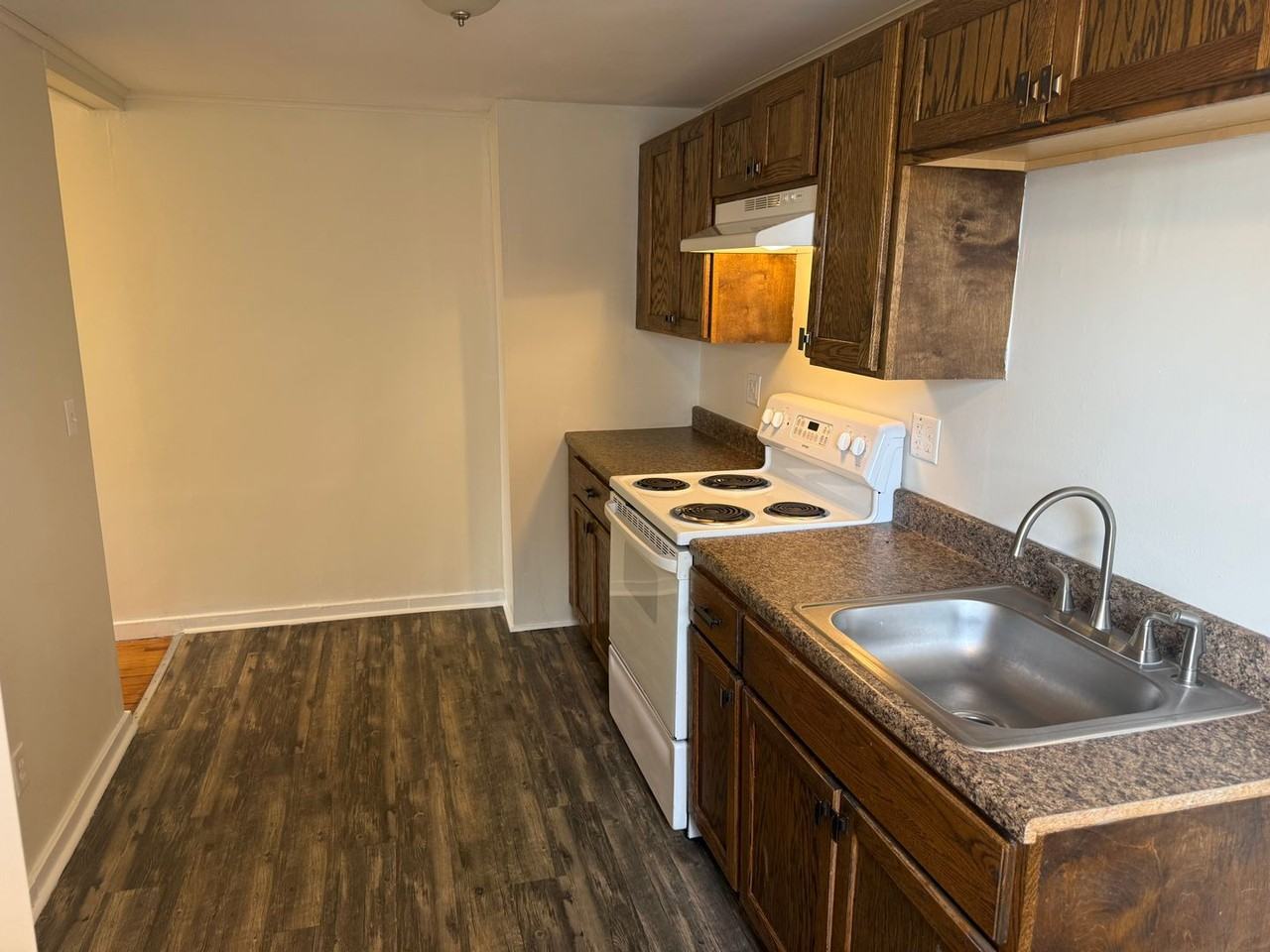 20 Washington Ave - Photo 3 of 9