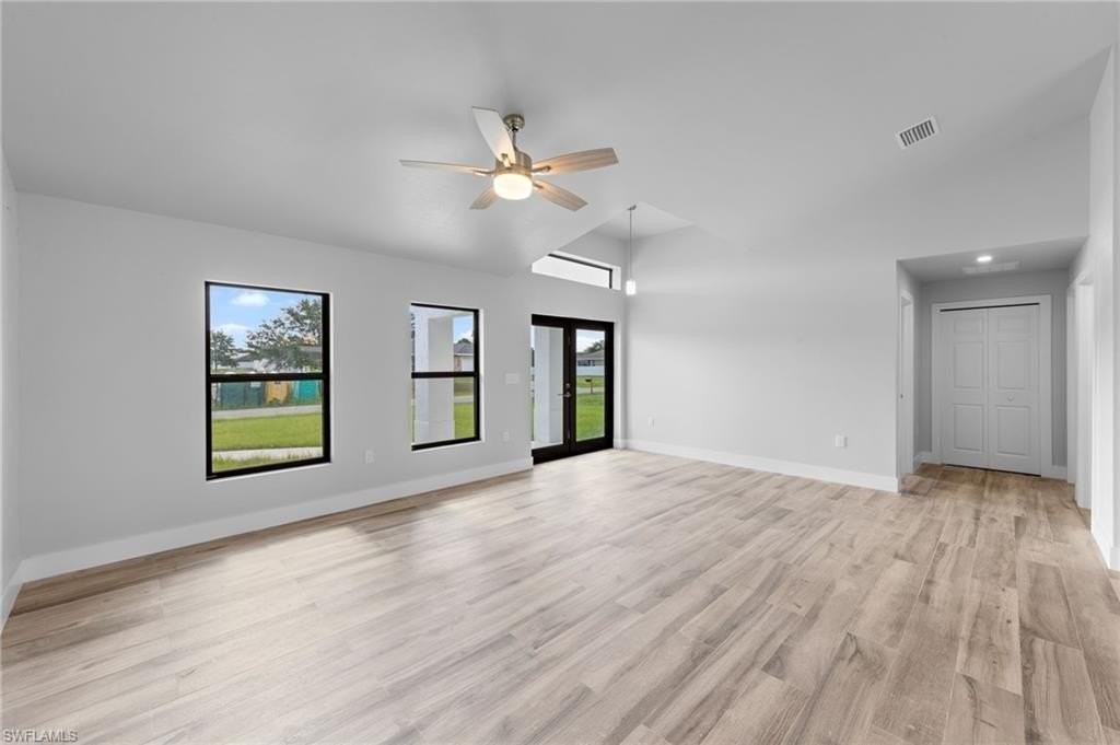 6151 Hershey Ave - Photo 6 of 33