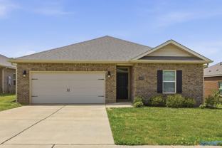 102 Derbyshire Dr - Photo 1 of 1