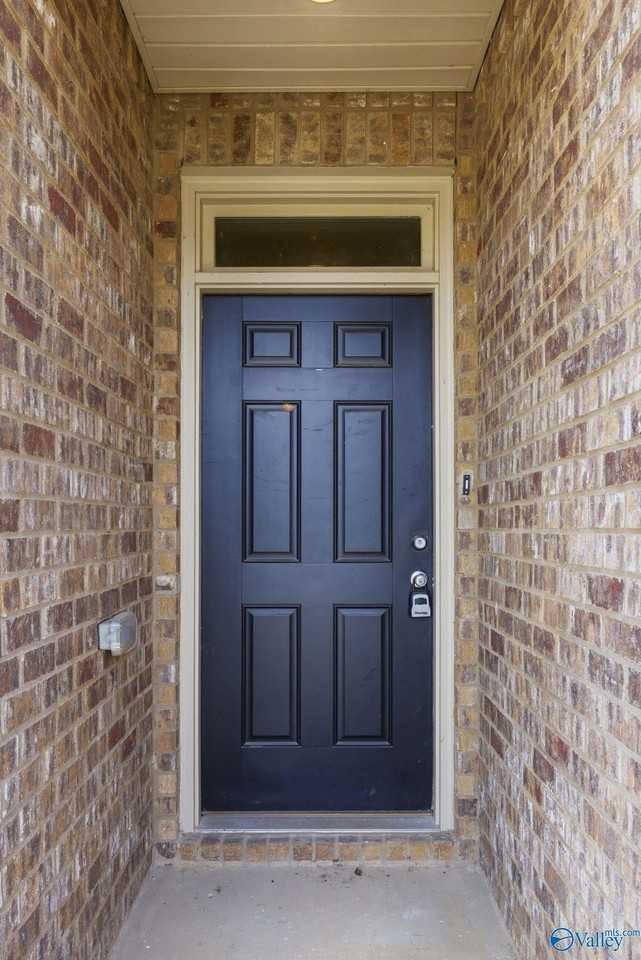 102 Derbyshire Dr - Photo 5 of 28