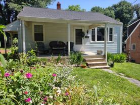 615 Park Ln E - Photo 1 of 1