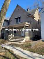 featured image of 1230 Oakland St