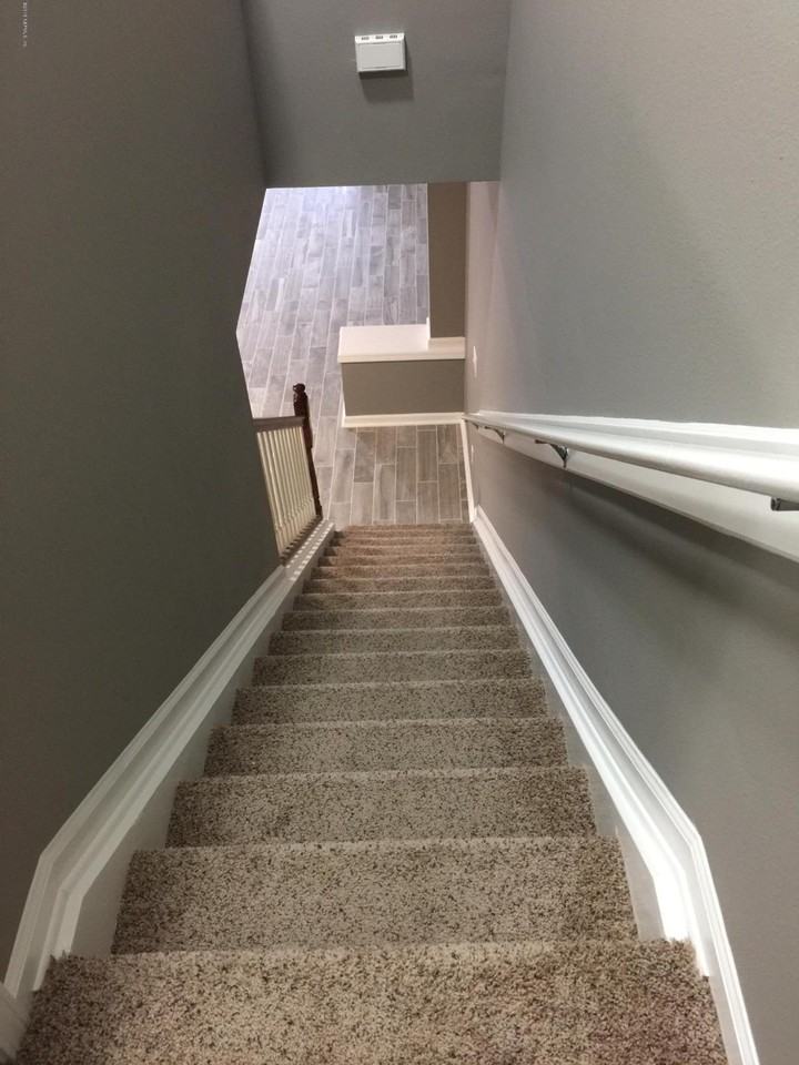 4235 Highwood Dr - Photo 6 of 12