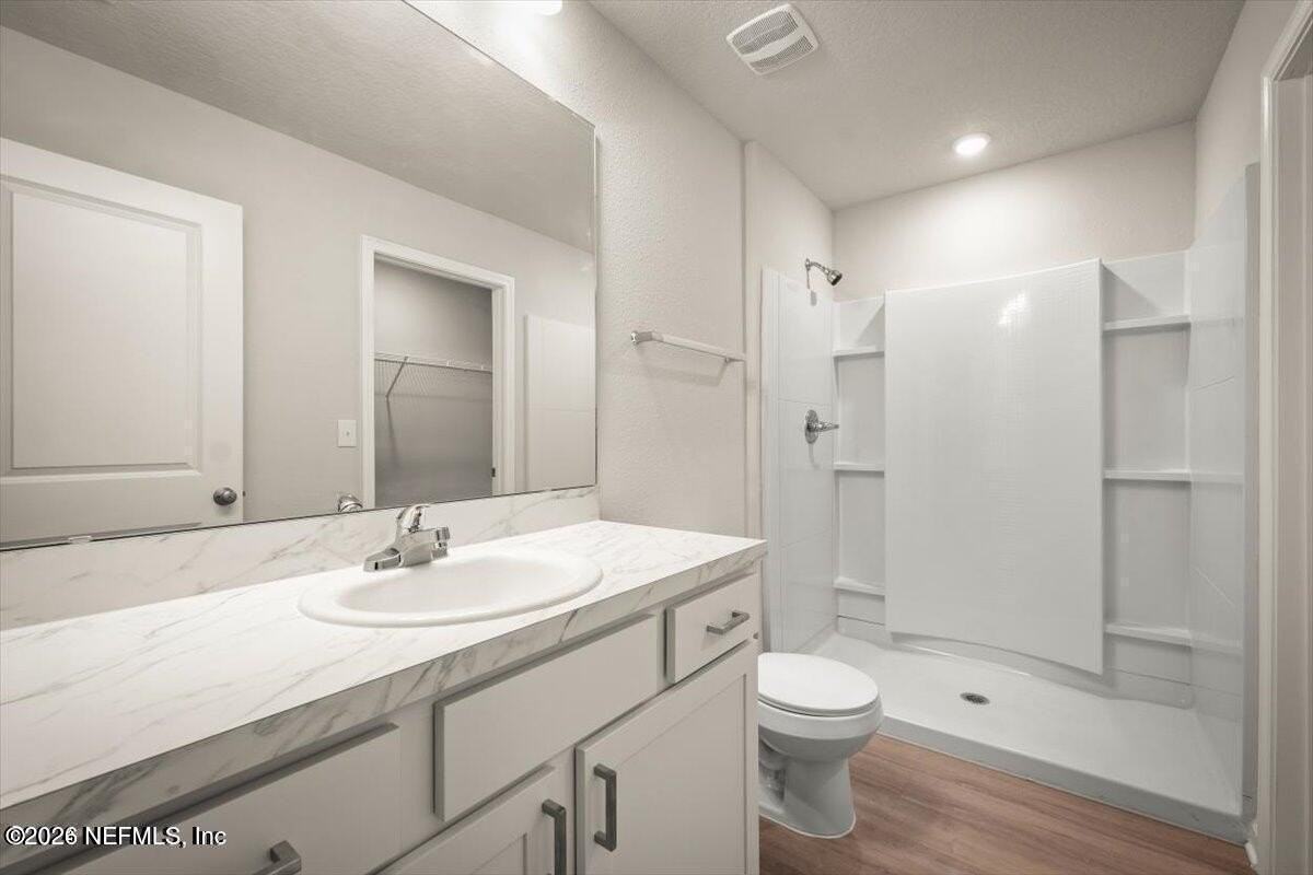 846 Hartshill Pl - Photo 7 of 8