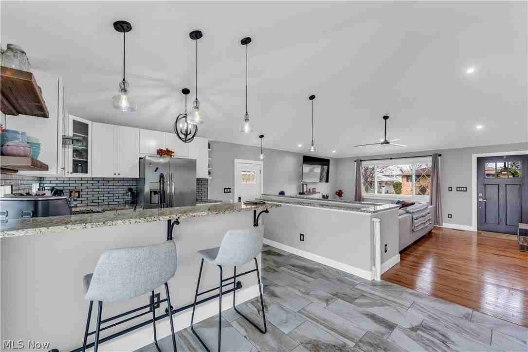 19401 Kilson Ave - Photo 7 of 47