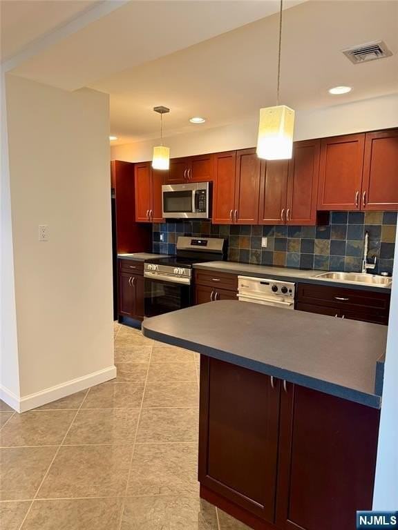 8305 Bergenline Ave - Photo 4 of 27