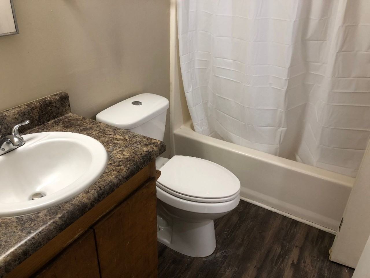 704 Pointe Ct - Photo 4 of 5