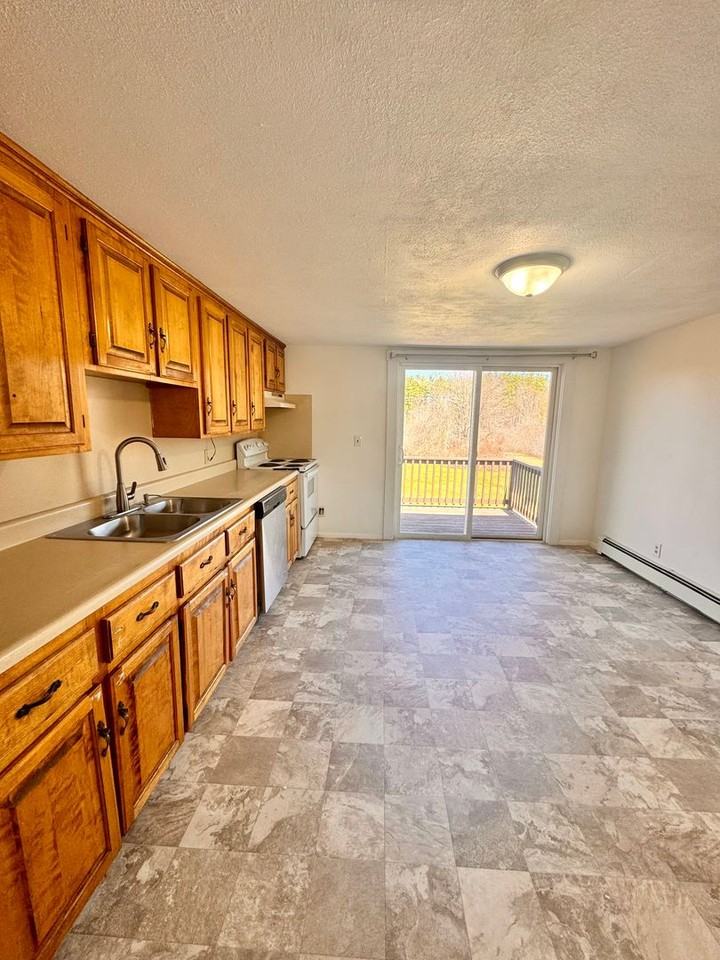 7 Rocky Hill Rd - Photo 2 of 11
