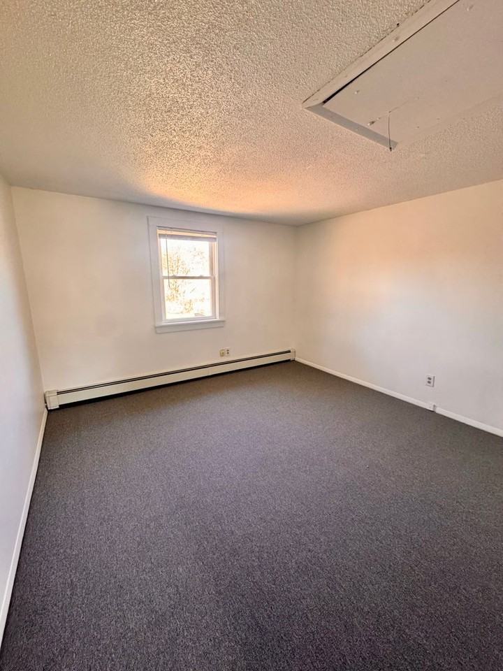 7 Rocky Hill Rd - Photo 7 of 11