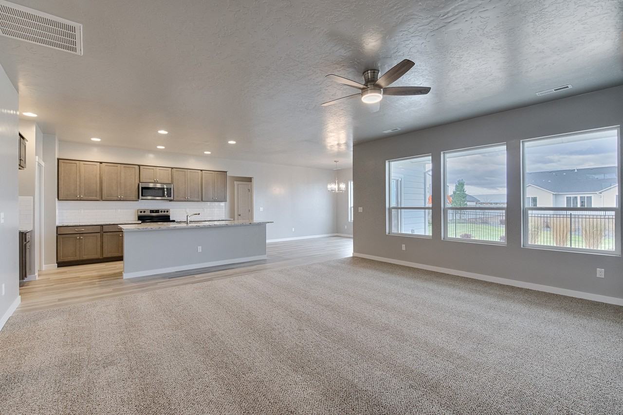 4555 S Merrivale Pl - Photo 4 of 29