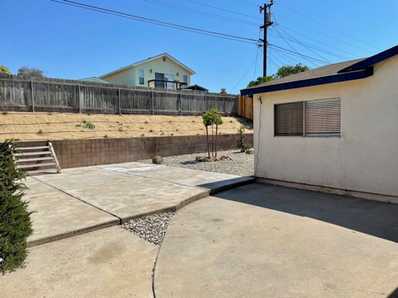 854 Dahlia Pl - Photo 6 of 14