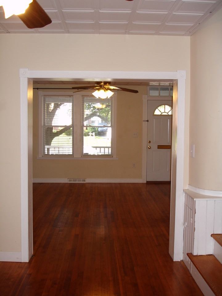 611 S West End Ave - Photo 4 of 21