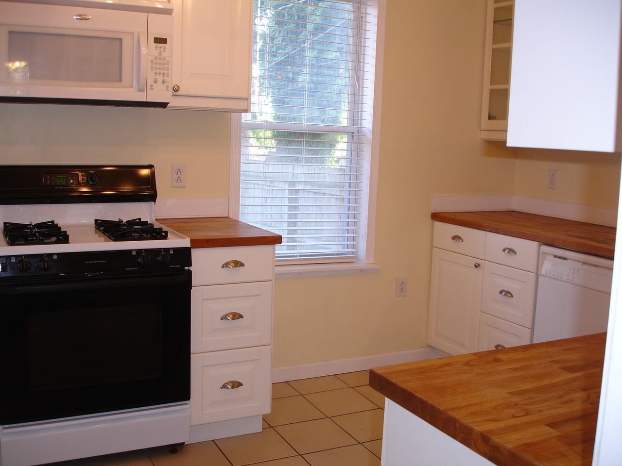 611 S West End Ave - Photo 6 of 21