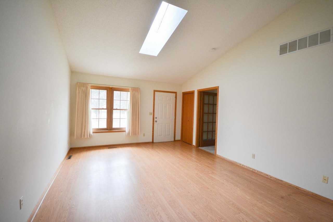 2247 Valleyhigh Dr Nw - Photo 2 of 15