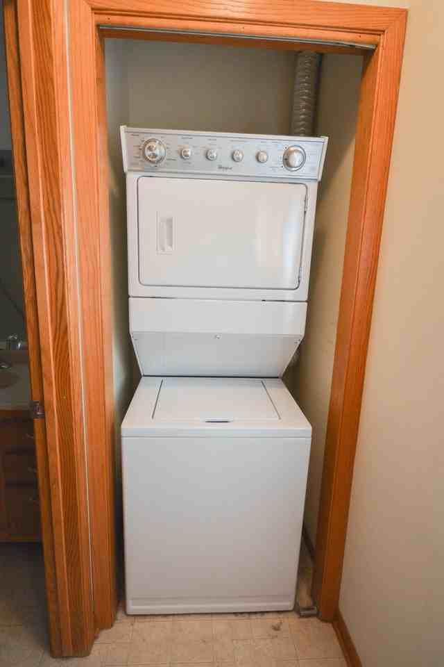 2247 Valleyhigh Dr Nw - Photo 3 of 15