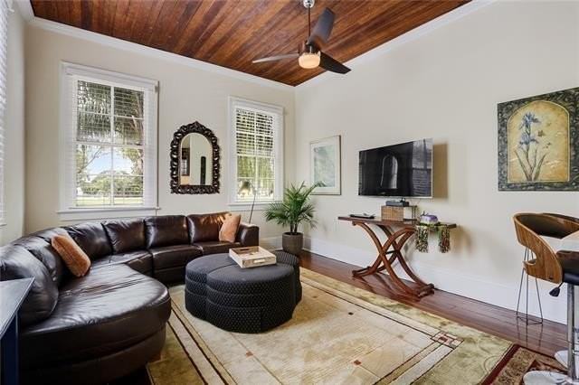623 France St - Photo 2 of 16