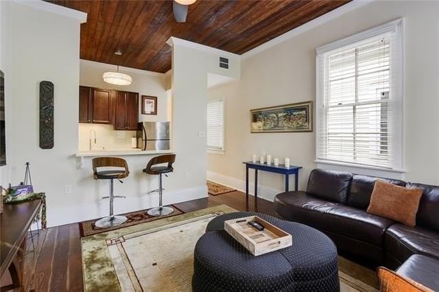 623 France St - Photo 3 of 16