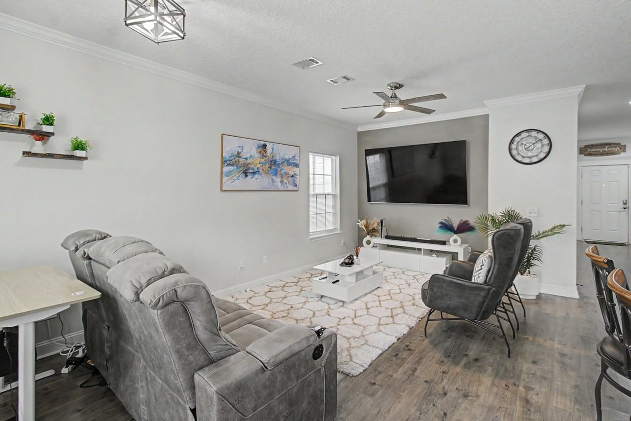 1223 Cypress Fall Cir #1 - Photo 3 of 26