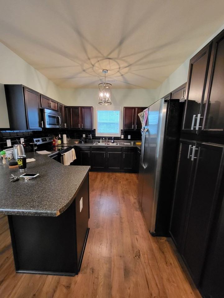 236 Currituck Dr - Photo 3 of 15