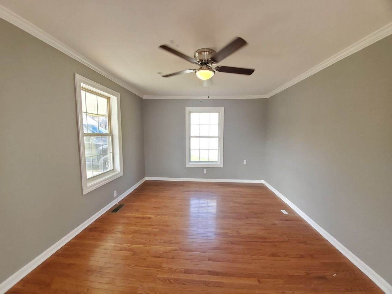 329 E 18th St - Photo 6 of 28