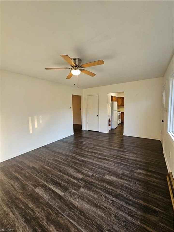 473 Deidrick Rd - Photo 2 of 17