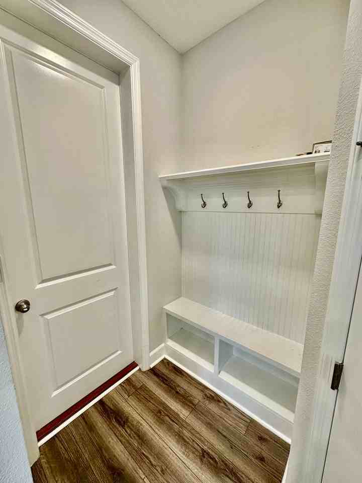 11477 Surfline Ct - Photo 6 of 24