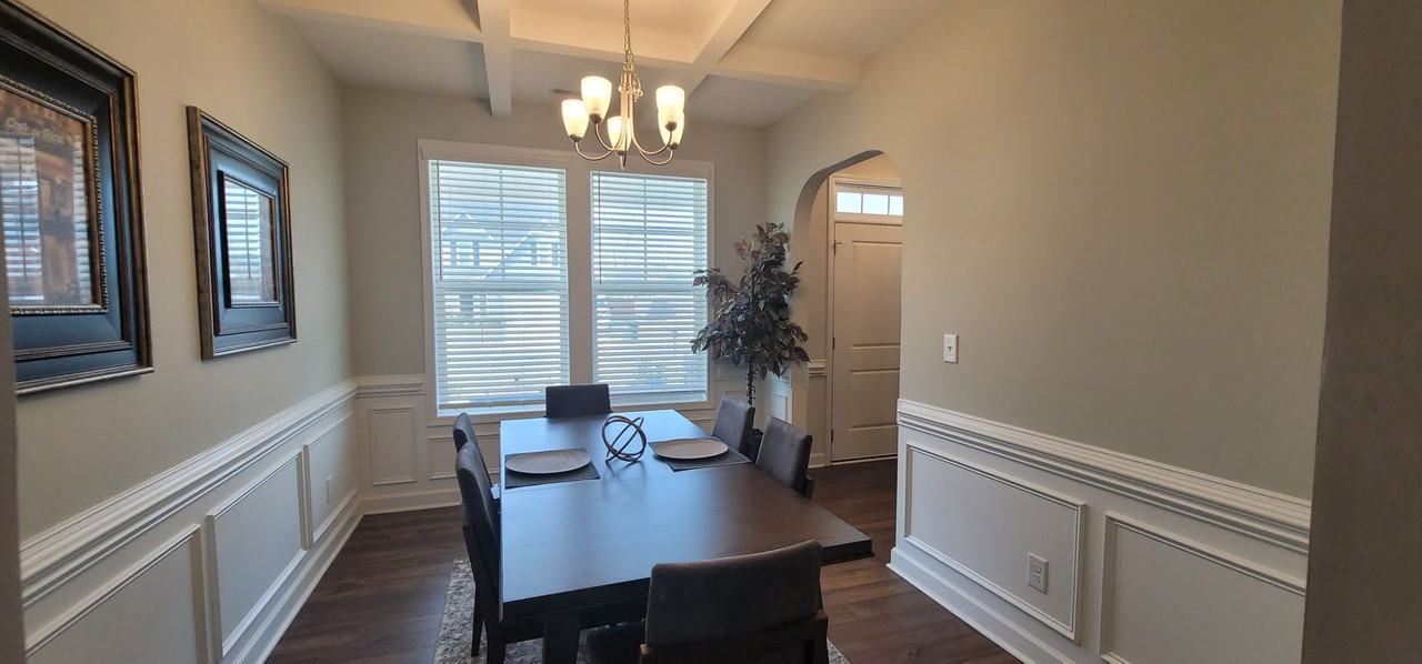 5518 Nessee St - Photo 5 of 21