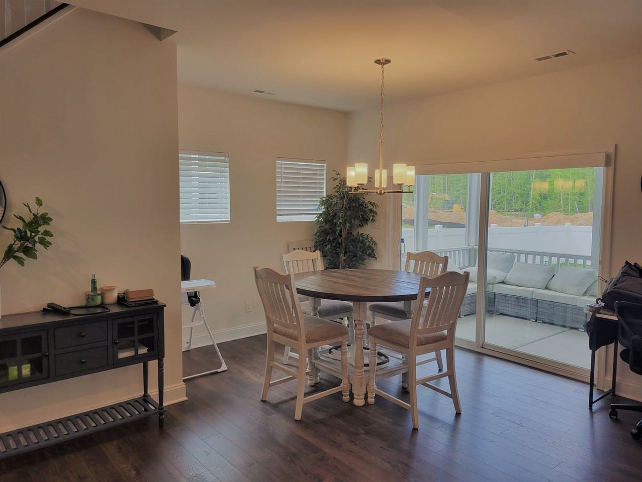 6904 Dunton Rd - Photo 3 of 24