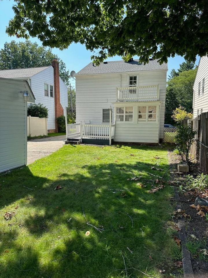 1179 Dorsh Rd - Photo 2 of 23