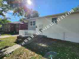 featured image of 3012 N 155th Ter