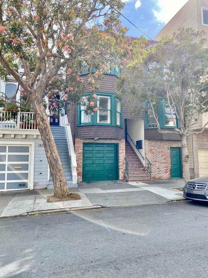 1951A Filbert St - Photo 3 of 14