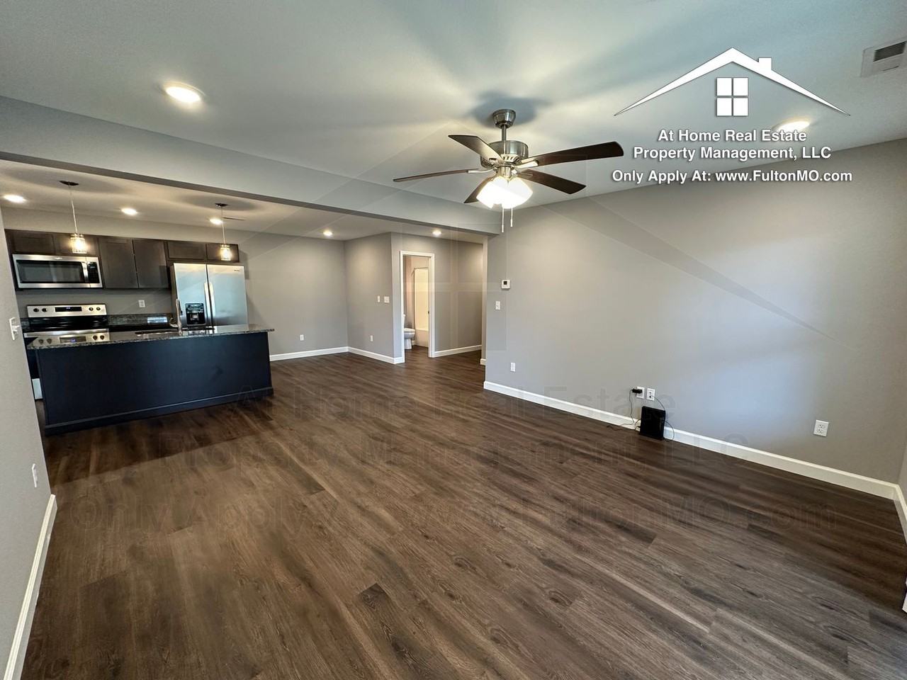 2620 N Bluff St - Photo 2 of 29
