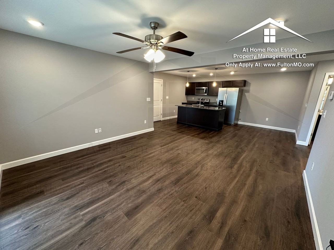 2620 N Bluff St - Photo 3 of 29