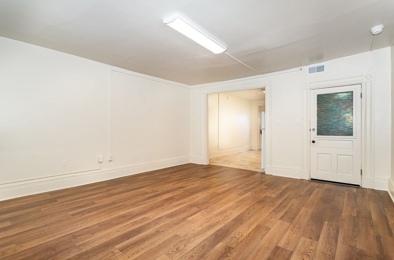 19-23 W High St - Photo 3 of 32