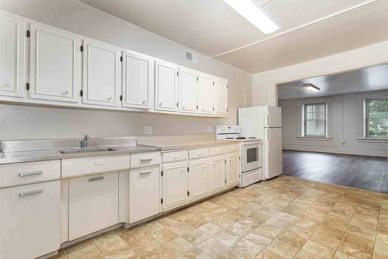 19-23 W High St - Photo 7 of 32