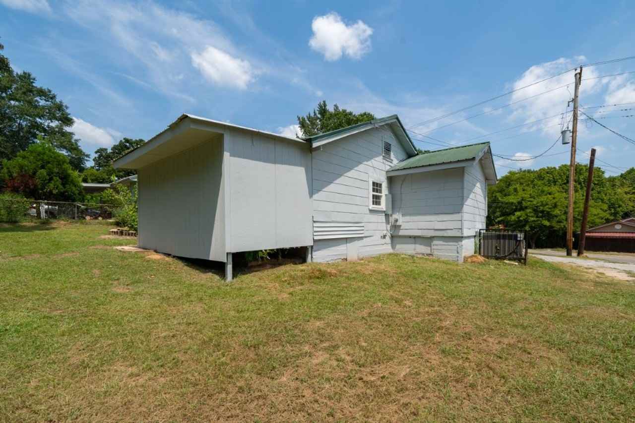 510 W Lake Dr - Photo 4 of 21