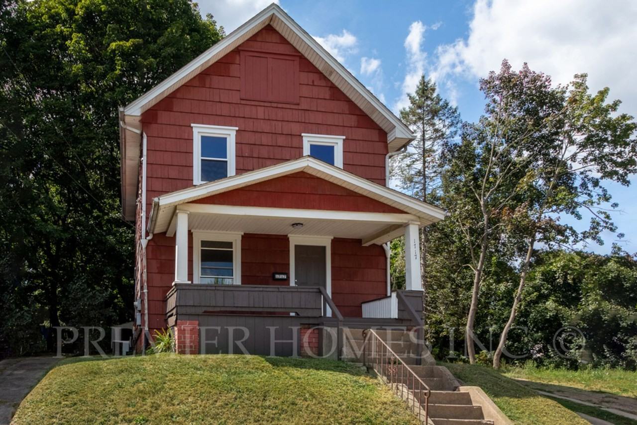 1717 Saint Elmo Ave Ne