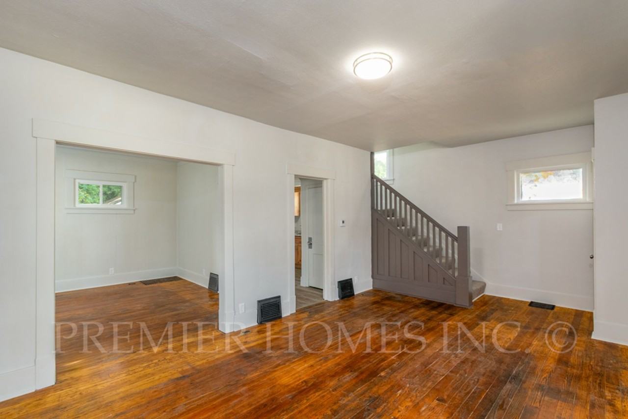 1717 Saint Elmo Ave Ne - Photo 6 of 16