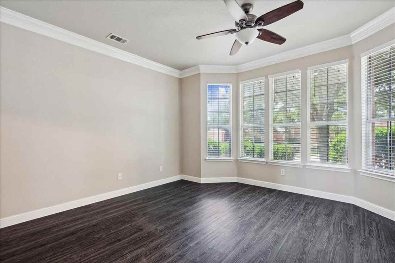 708 San Antonio Trl - Photo 6 of 38