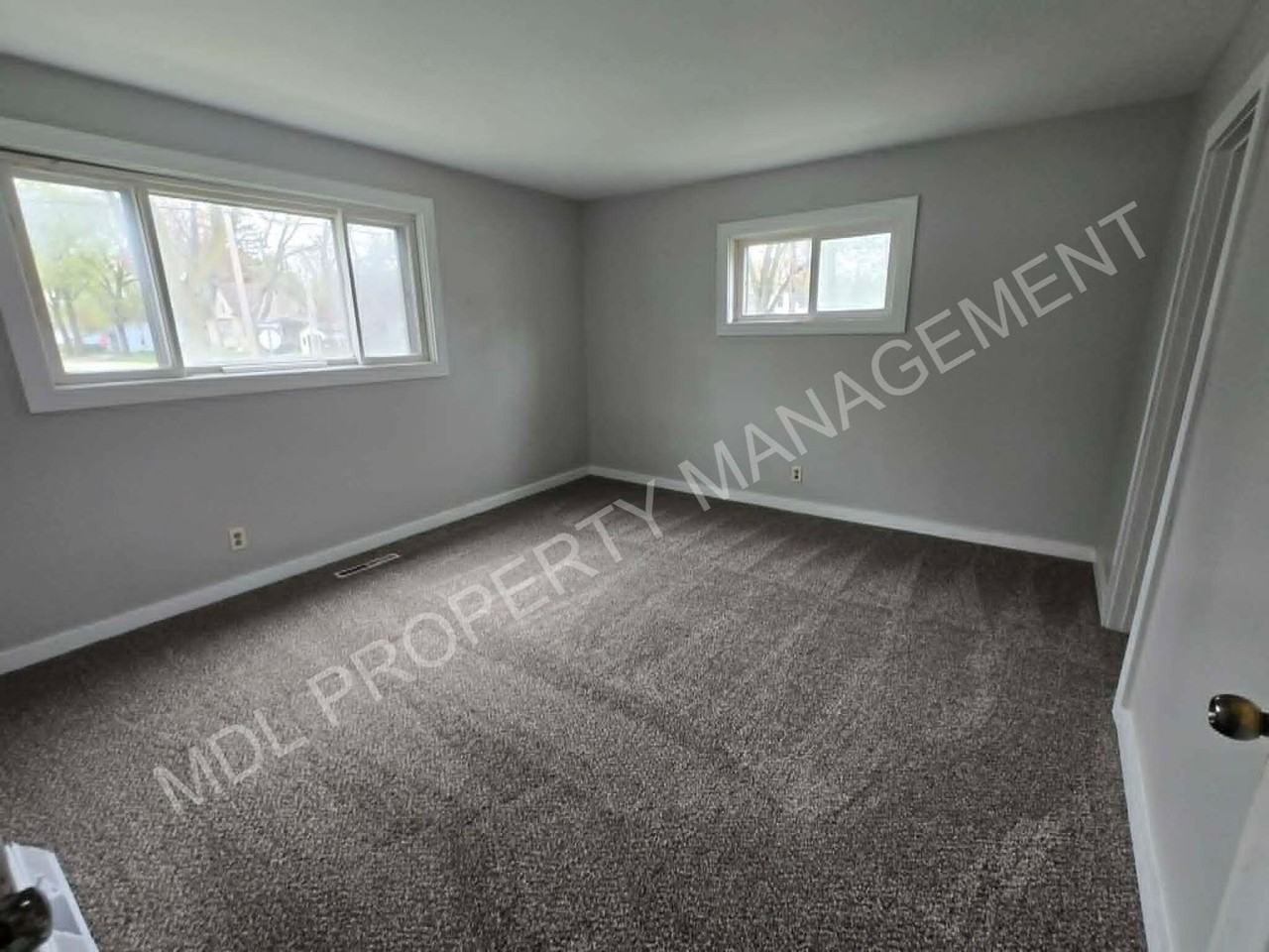 1402 Cass St - Photo 7 of 16