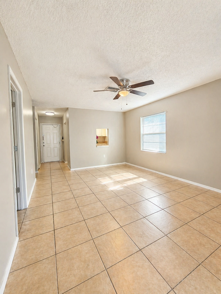 4810 Ho Wil Ln - Photo 4 of 16