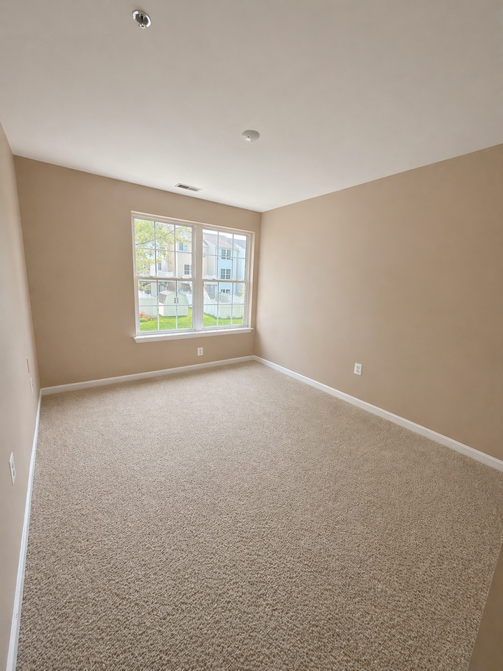 1411 Bonnett Pl #F - Photo 4 of 21